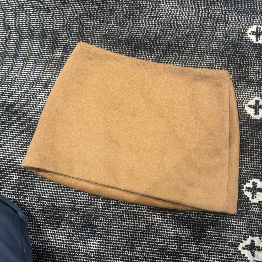 Zara Fleece Mini Skirt.